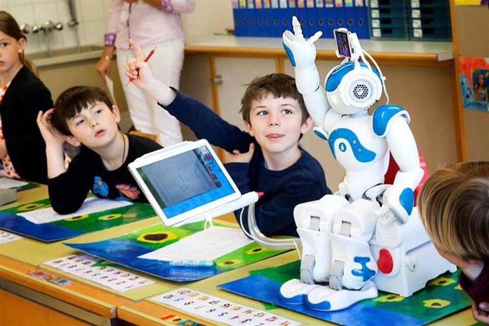 robots emocionales en educación