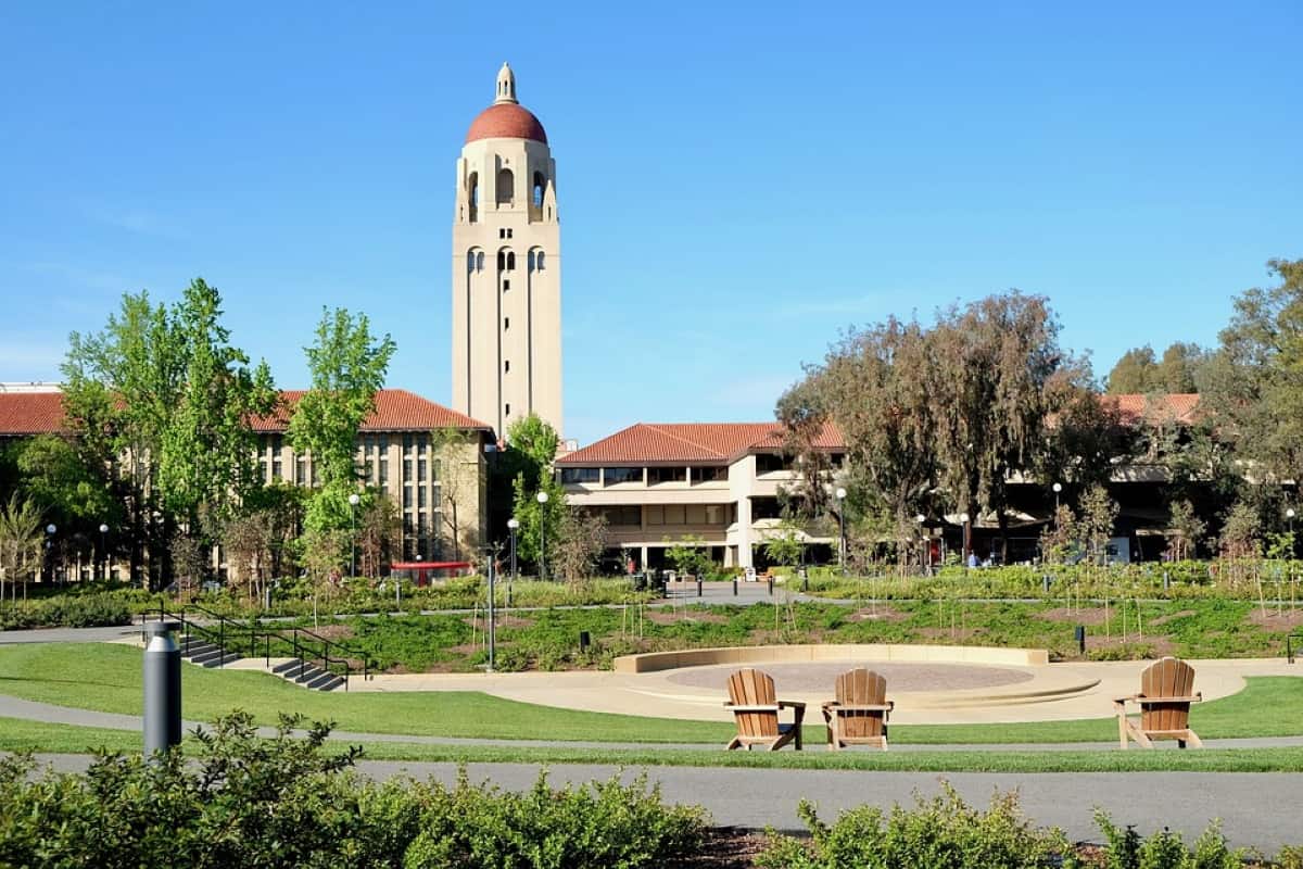 3 mejores universidades para estudiar finanzas en EUA